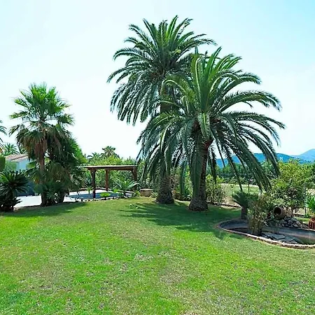 Cantallops - With Private Pool. Free Wifi *