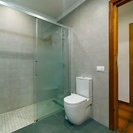 Willa Cantallops - With Private Pool. Free Wifi