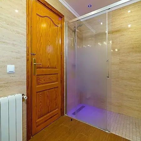 Cantallops - With Private Pool. Free Wifi